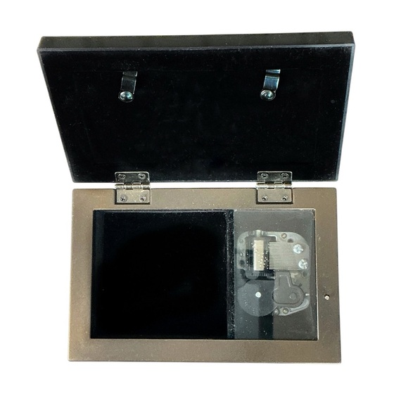 Wind Up Jewelry Music Box Angel Friend by Robin Davis Plays Beethoven Fur Elise - Picture 2 of 16